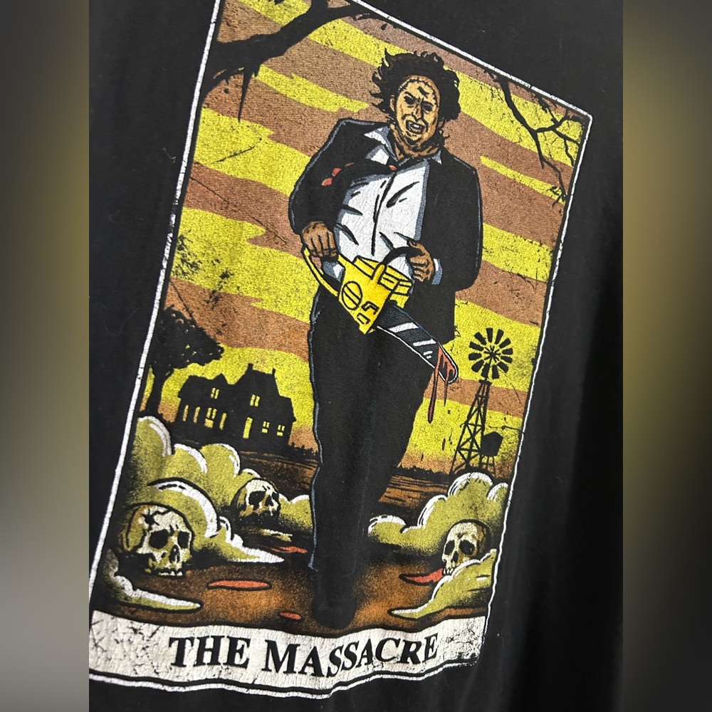 Texas Chainsaw Massacre Shirt - Picture 3 of 4